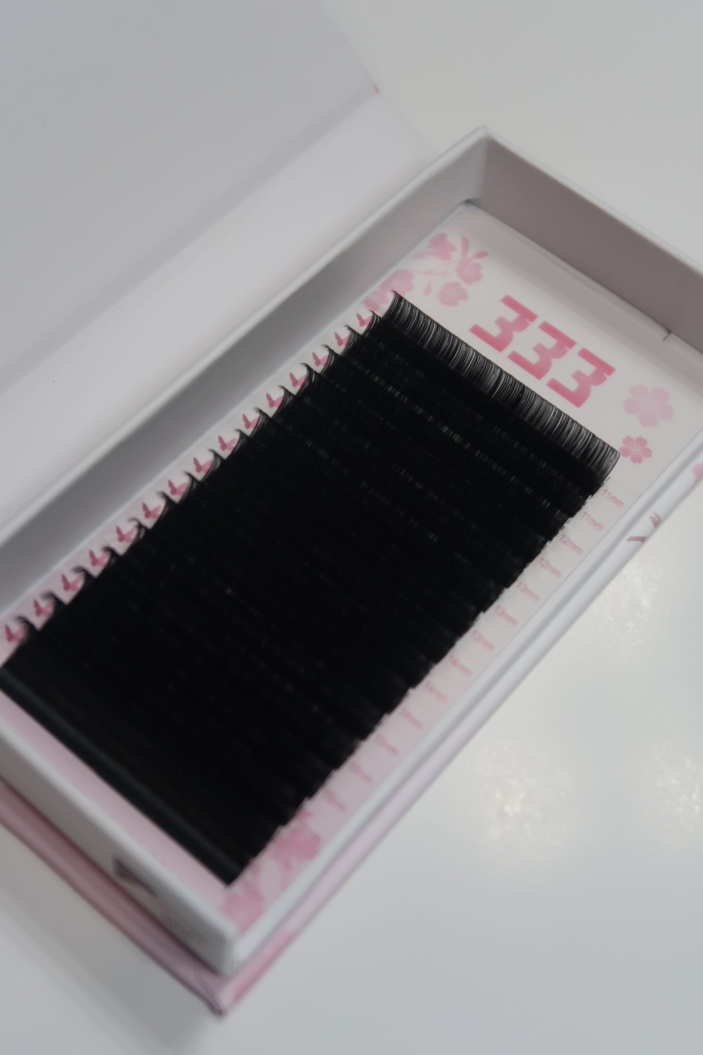 333 Velvet Lash Trays