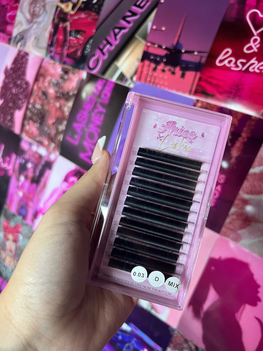 Soft Matte Lash Trays